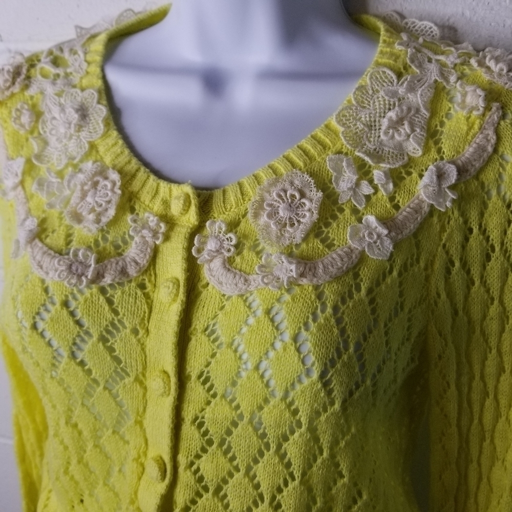 Y2k Anthropologie little yellow bird crochet cardigan sweater Gilmore Coquette - Picture 9 of 15